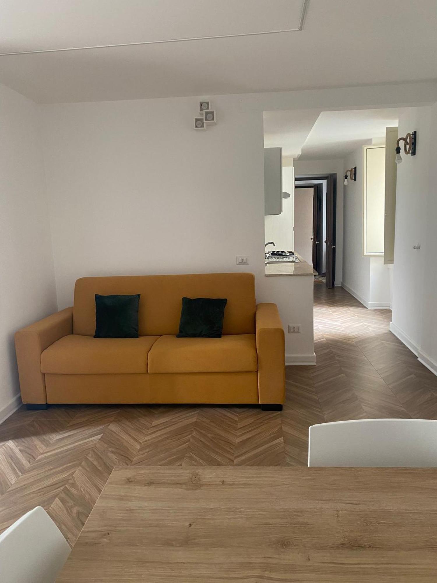 Dora House Napoli Apartment ภายนอก รูปภาพ